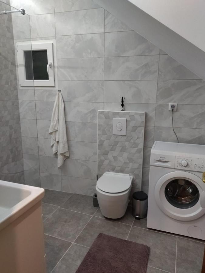 Apartment Ksenija Kotor Exteriör bild