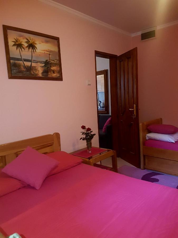 Apartment Ksenija Kotor Rum bild