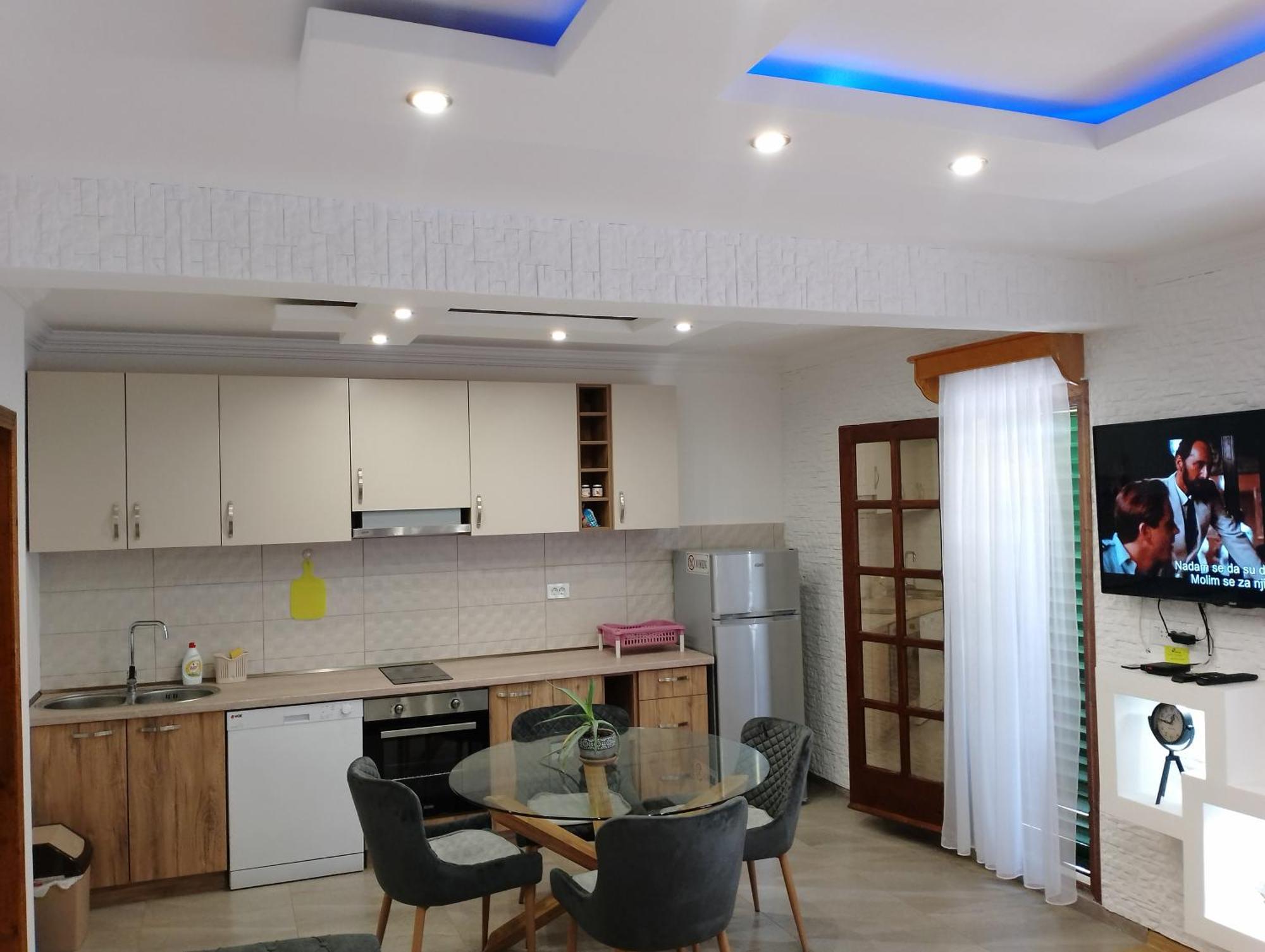 Apartment Ksenija Kotor Exteriör bild