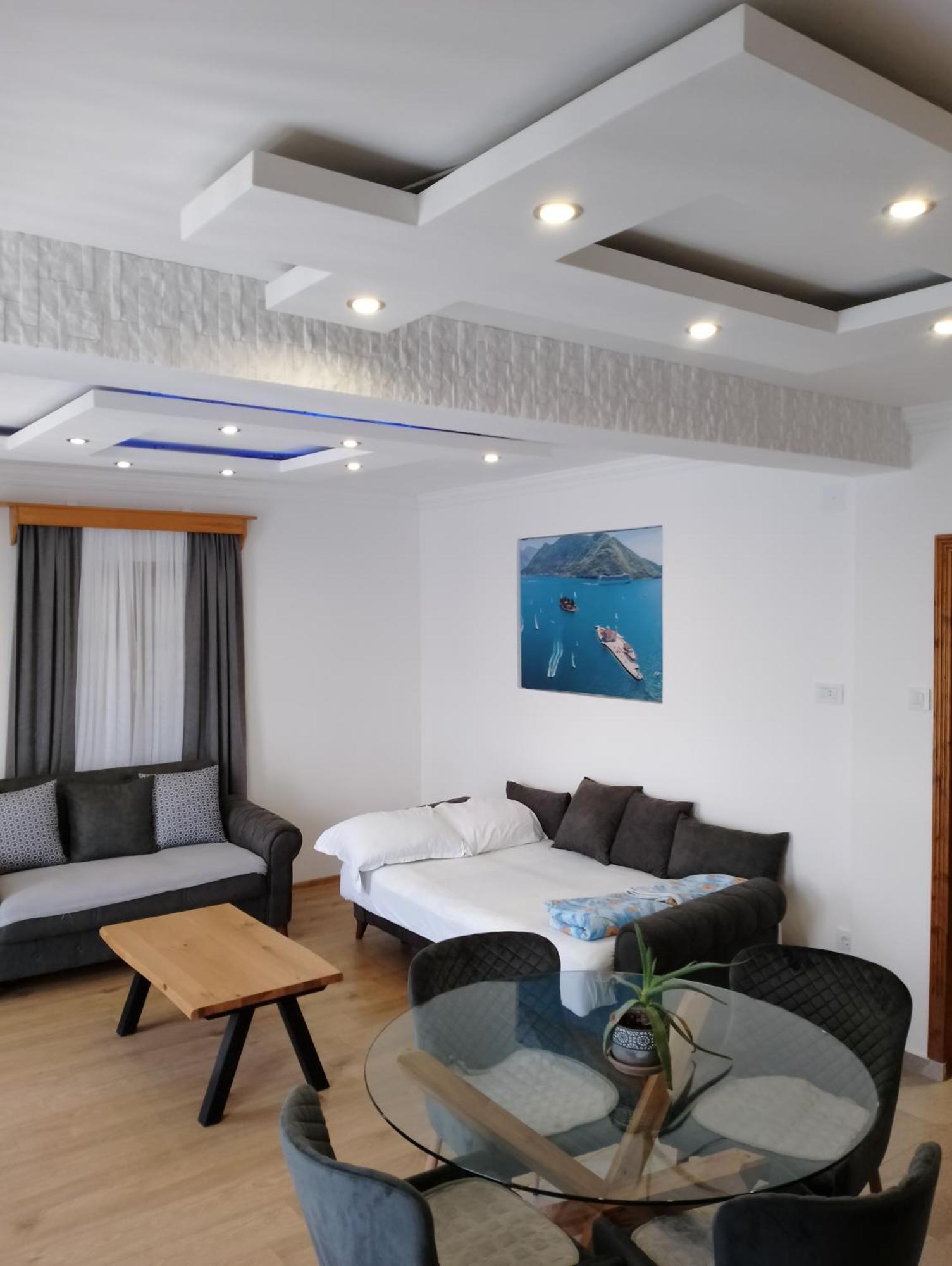 Apartment Ksenija Kotor Exteriör bild